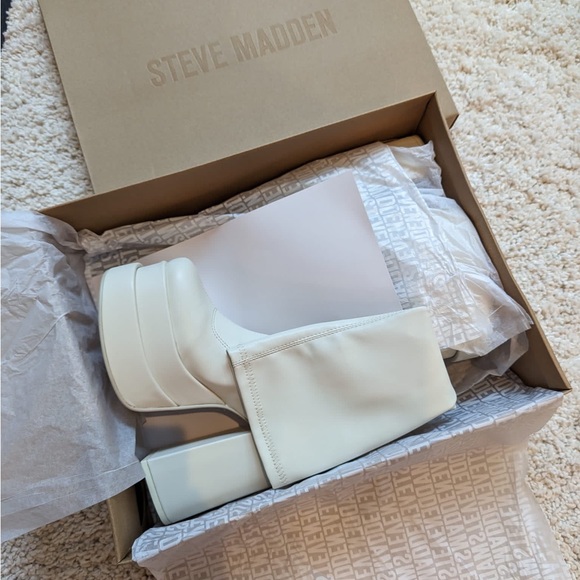 New Steve Madden Cypress Off White Boots - Picture 12 of 16